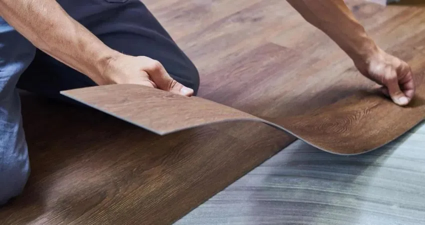 Jasa Pasang Lantai Vinyl Cafe Profesional