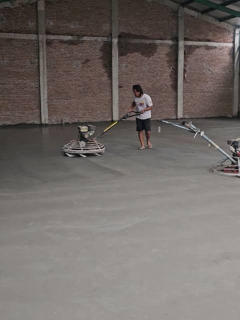 Berapa Biaya Rata-Rata untuk Jasa Floor Hardener per Meter Persegi?