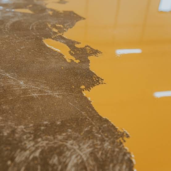 Berapa Lama Epoxy Lantai Bertahan di Area dengan Kelembapan Tinggi seperti Surabaya
