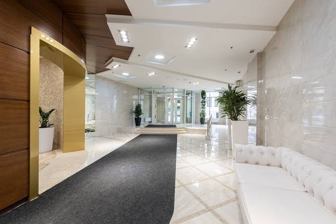 Jasa Epoxy Lantai Hotel dan Apartemen Surabaya, Elegan dan Mudah Dibersihkan