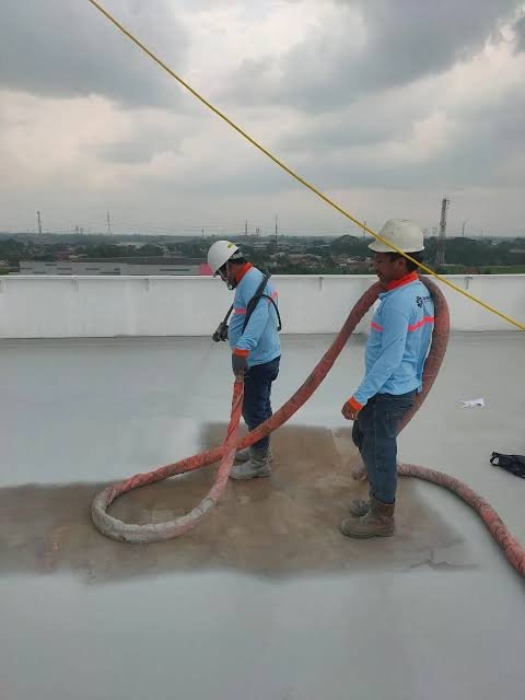 Jasa Waterproofing Gresik untuk Pabrik, Gudang, dan Kawasan Industri